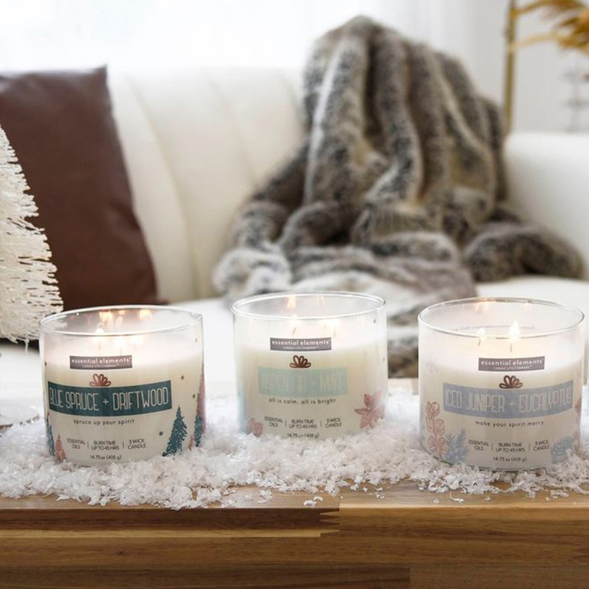 Bougie parfumée de noël soja Candle-lite Essential Elements 418 g - Blue Spruce Driftwood