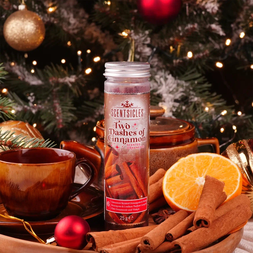 Scentsicles geurstokjes voor in de kerstboom kaneel 6 stuks - Two Dashes Of Cinnamon